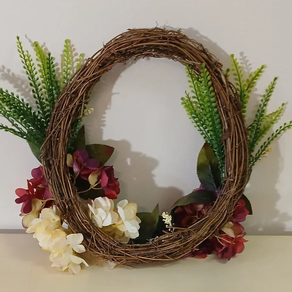 Small grapevine wreath with greenery & hydrangeas